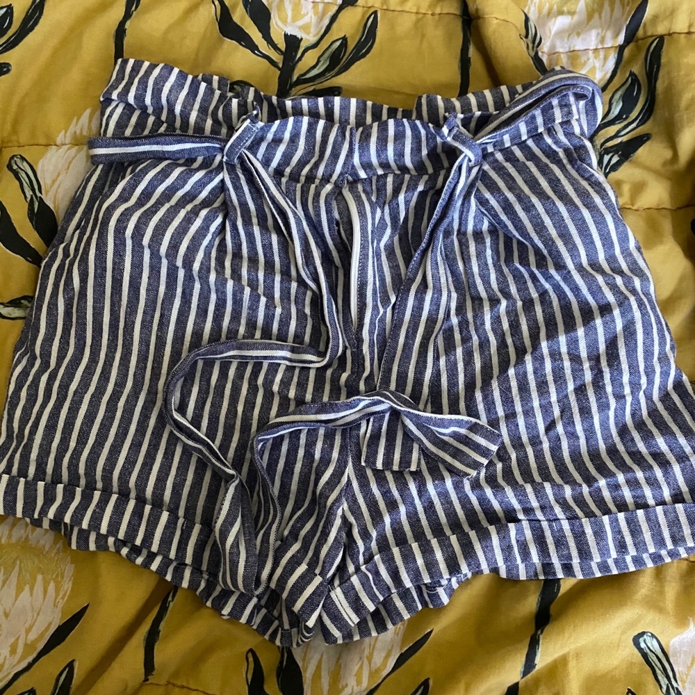 F21 Striped Paperbag Shorts!